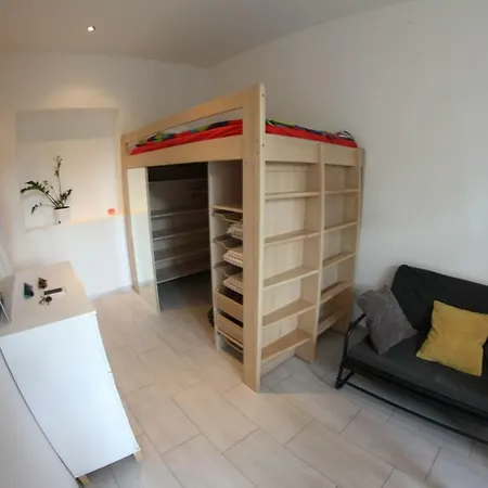The Garden View Apartment *
